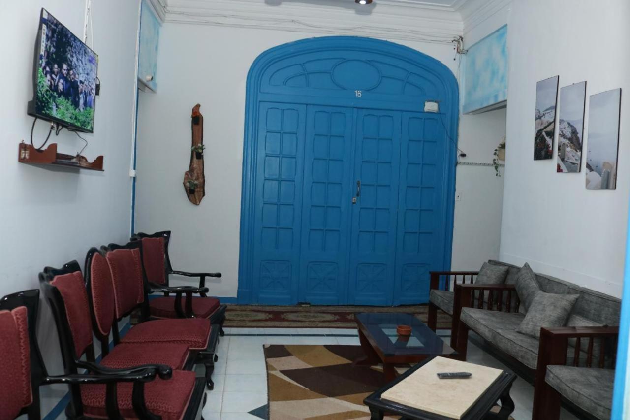 Acropole Hostel